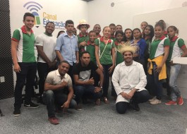 Canal Educação recebe alunos de Cajazeiras do Piauí nos estúdios